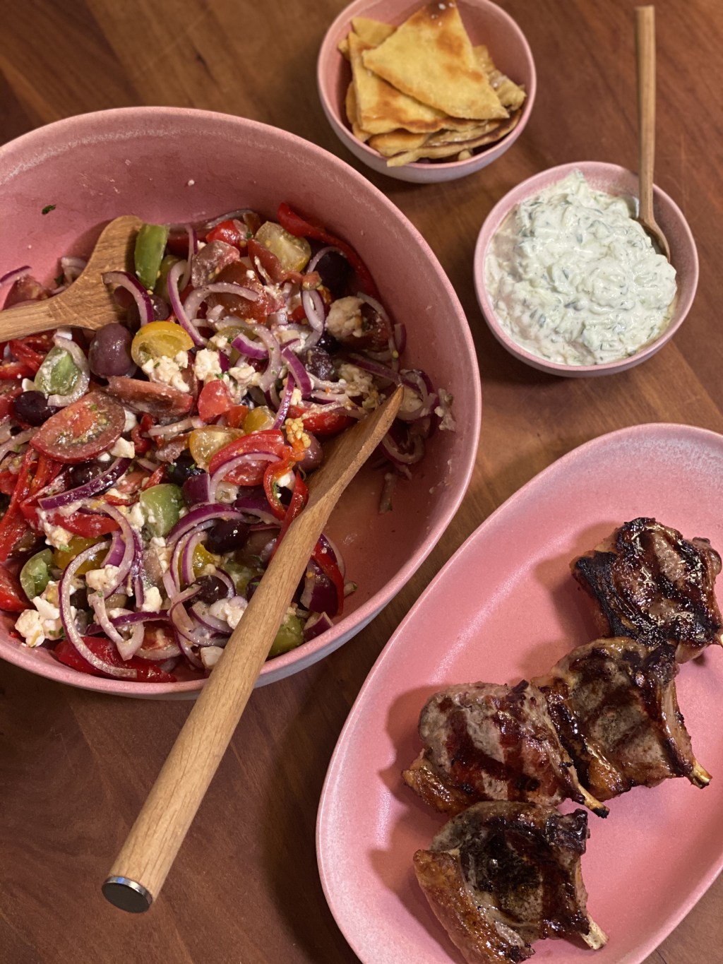 Lammekrone med Græsk&nbsp;salat