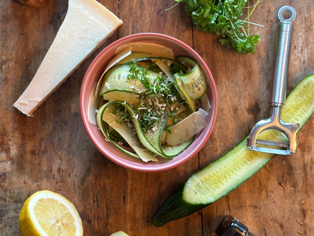 Agurk salat med&nbsp;parmesan