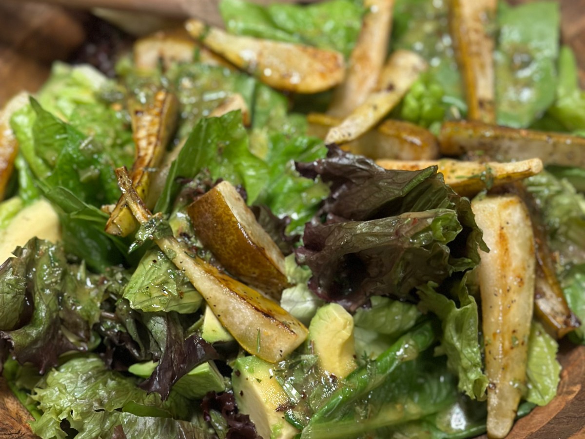 Salat med Grillet Pære &&nbsp;Lam