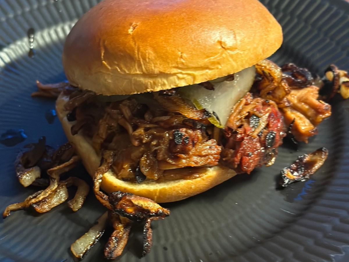 Pulled Beef Burger