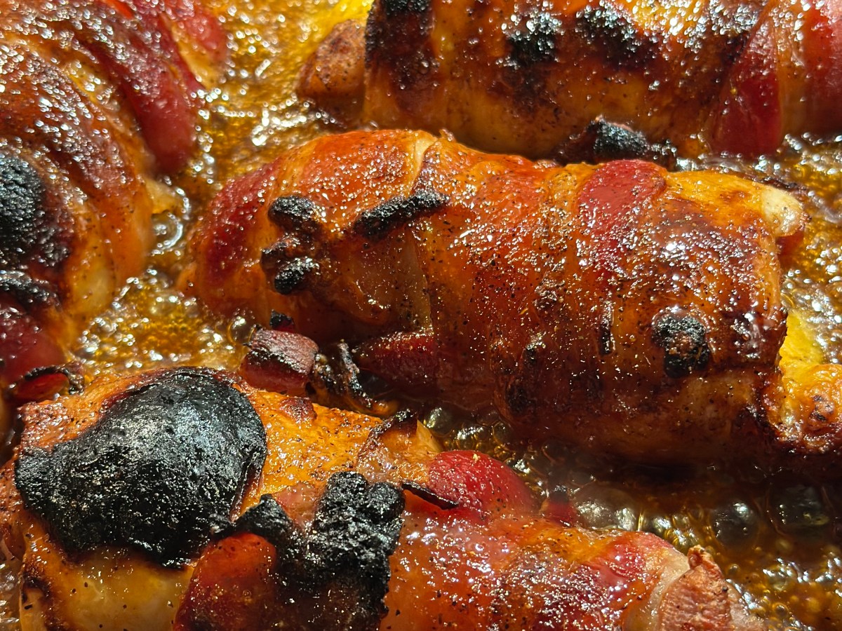 Glaseret kylling i&nbsp;bacon