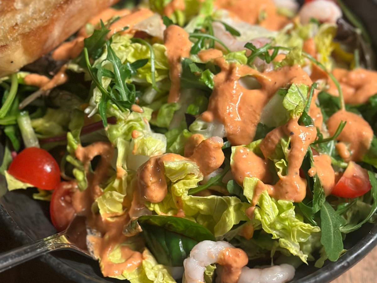 Frokostsalat med rejer